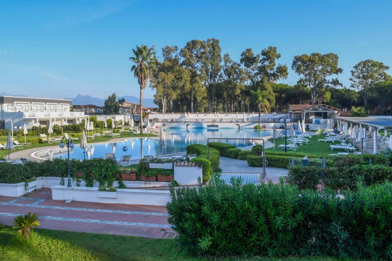 Salice Resort Marina di Schiavonea Esterno foto