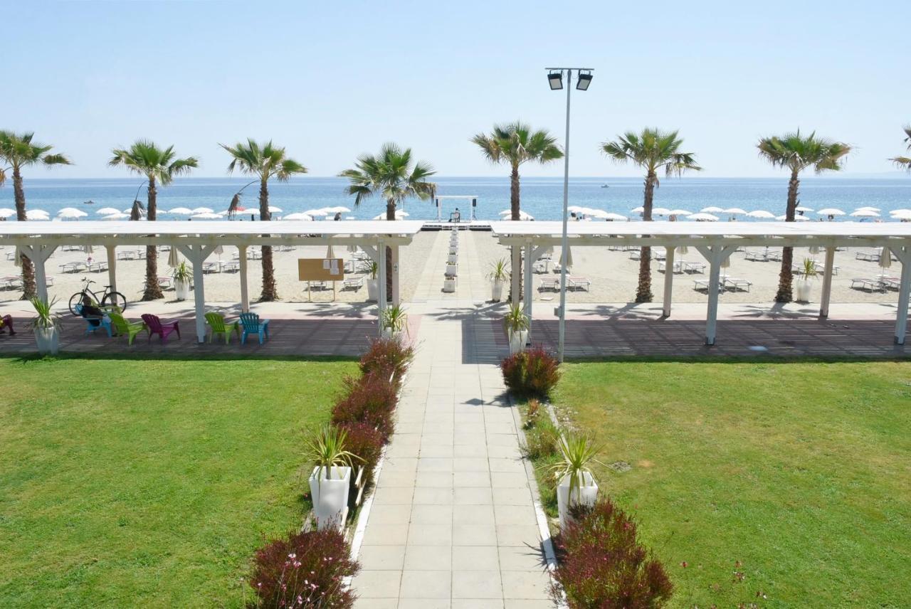Salice Resort Marina di Schiavonea Esterno foto